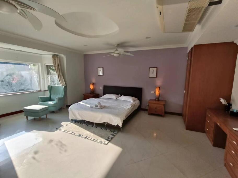 Villa Beachfront Golf Pool Private Courtyard *