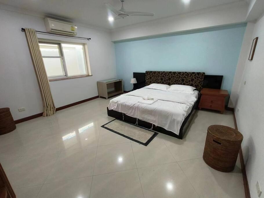 Beachfront Golf Pool Private Courtyard Villa *